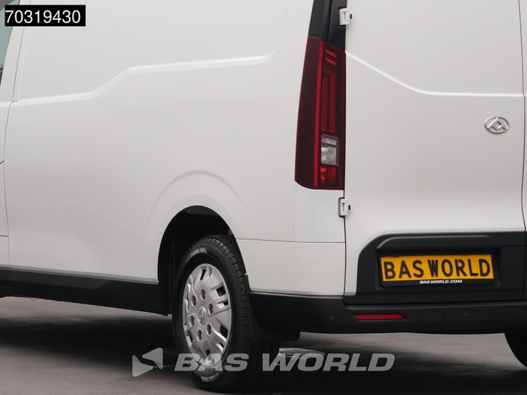 Vehicle Image 36