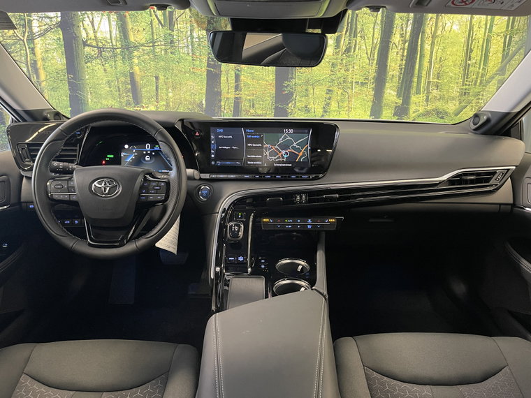 Vehicle Image 9