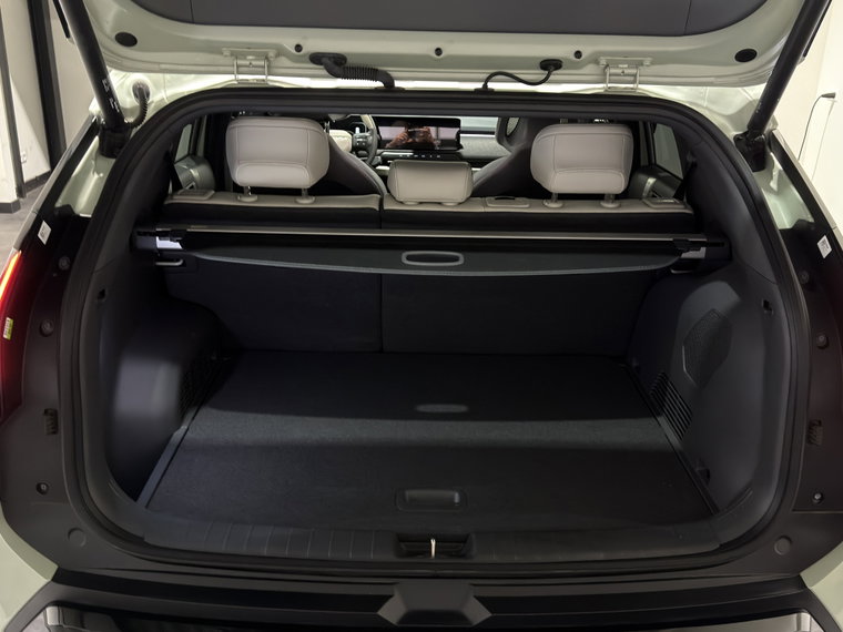 Vehicle Image 36