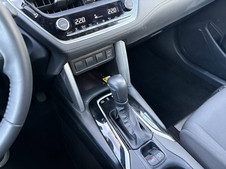 Vehicle Image 24