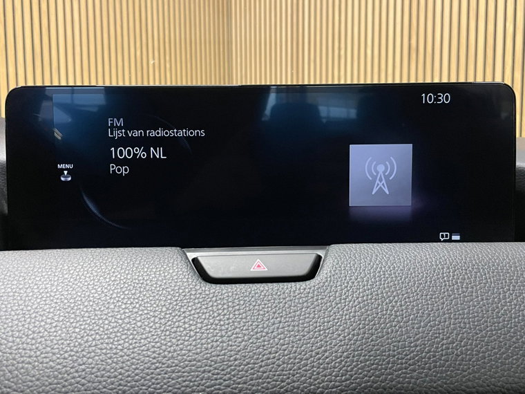 Vehicle Image 38