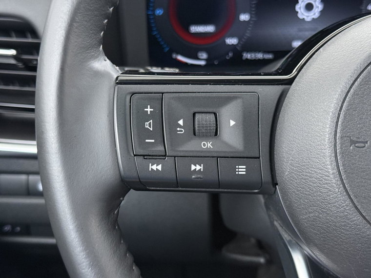 Vehicle Image 26