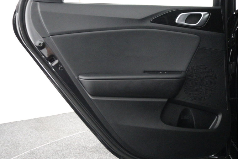 Vehicle Image 39