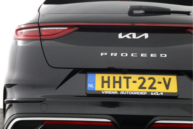 Vehicle Image 42