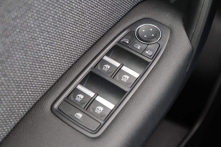 Vehicle Image 24