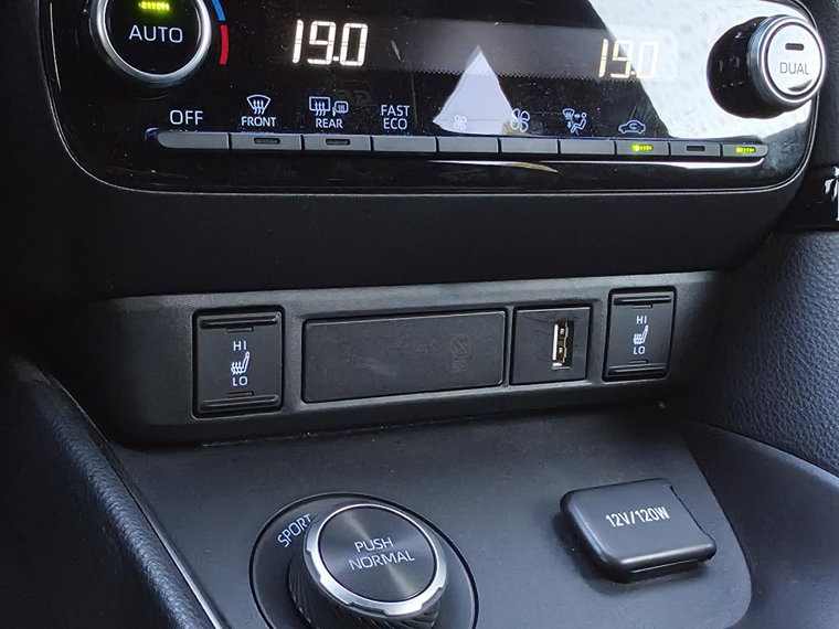 Vehicle Image 36