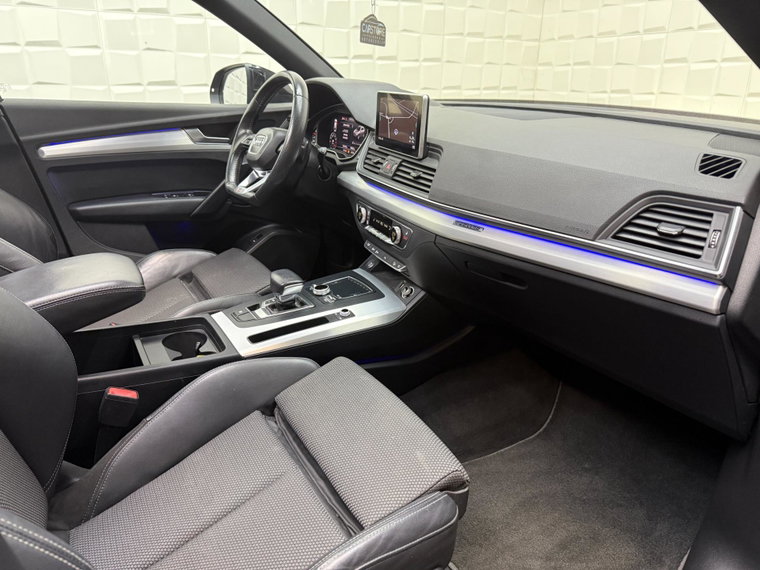 Vehicle Image 37