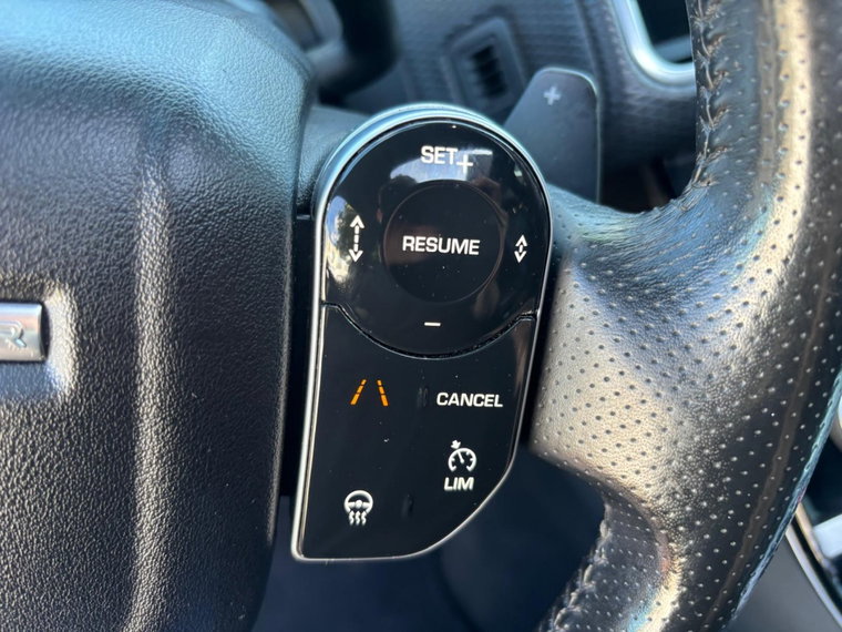 Vehicle Image 37