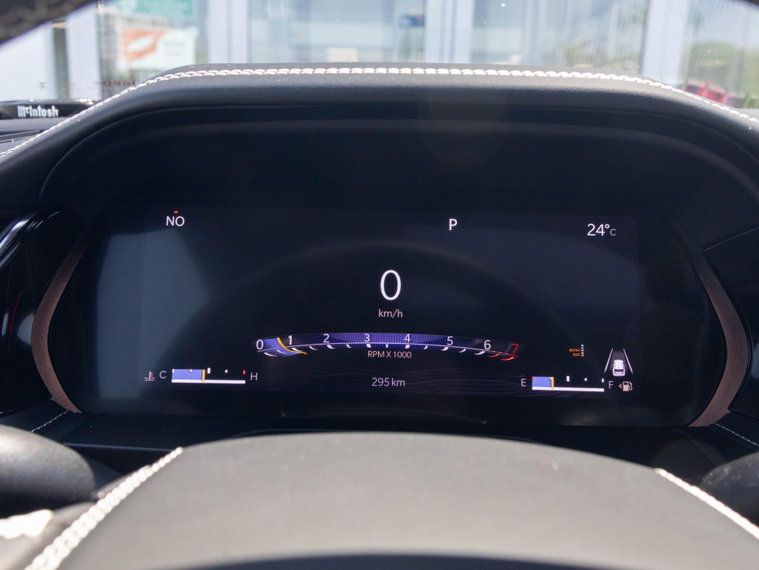 Vehicle Image 21