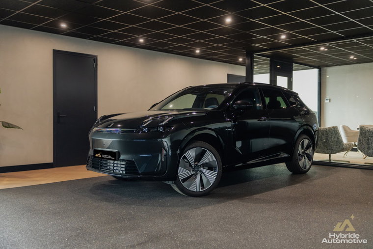 Lynk & Co 08
