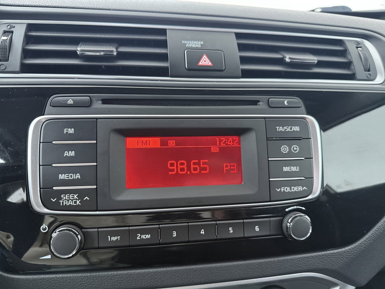 Vehicle Image 28