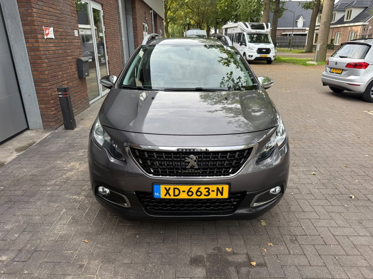 Vehicle Image 23