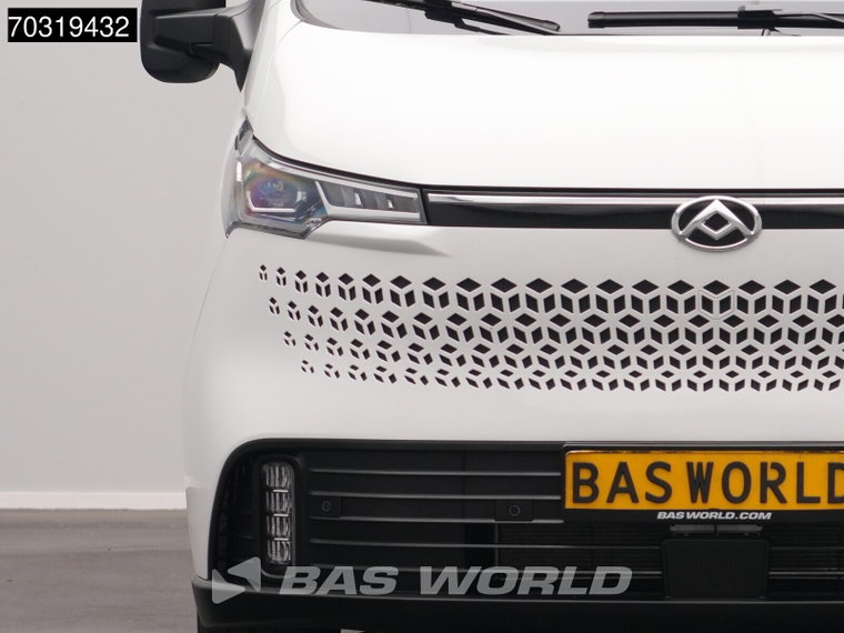 Vehicle Image 37