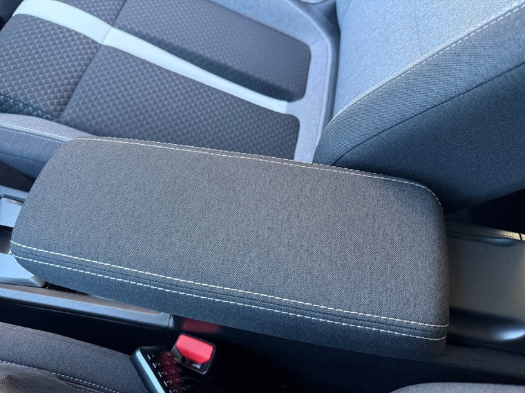 Vehicle Image 24