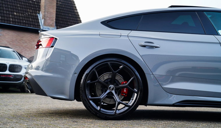 Vehicle Image 20