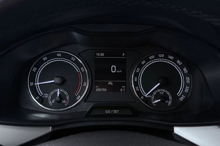 Vehicle Image 21