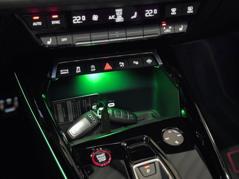 Vehicle Image 37