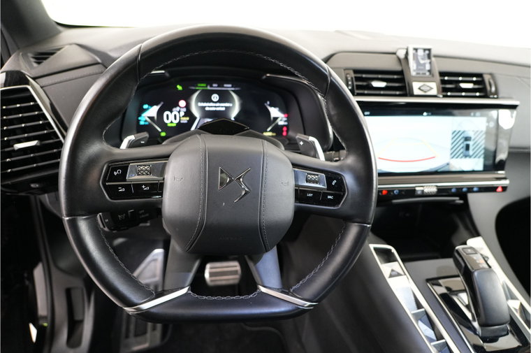 Vehicle Image 19