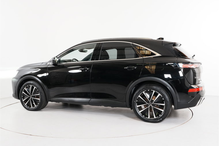 Vehicle Image 33
