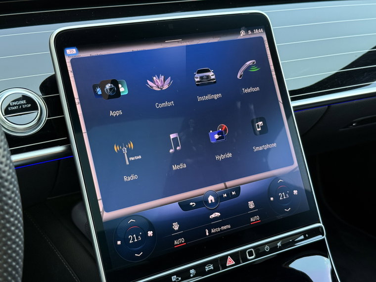 Vehicle Image 38