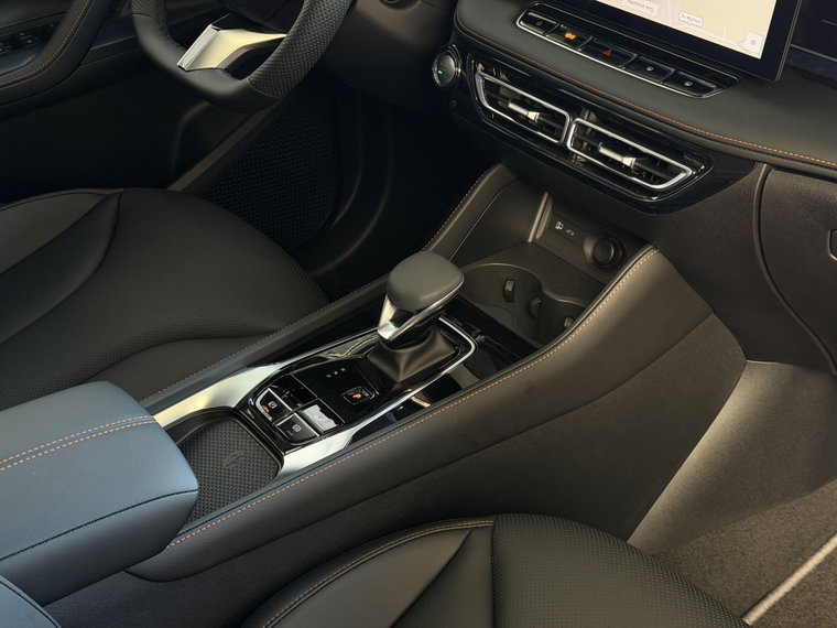 Vehicle Image 36