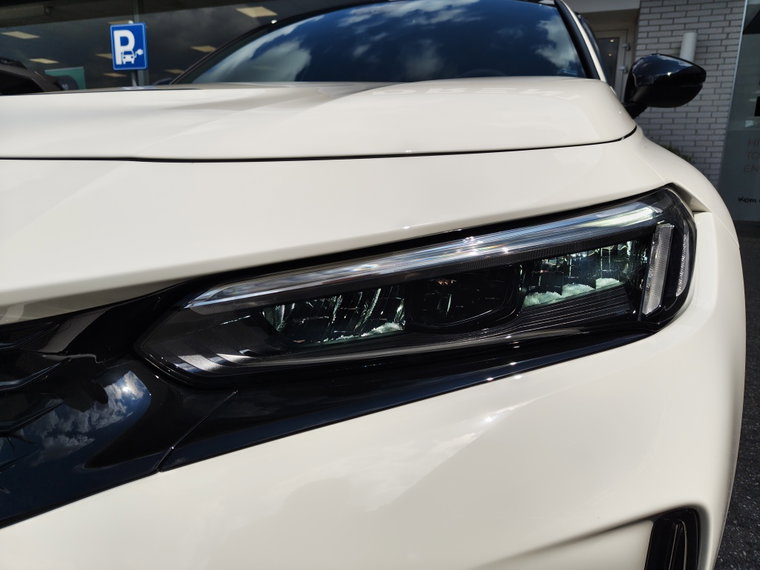 Vehicle Image 37