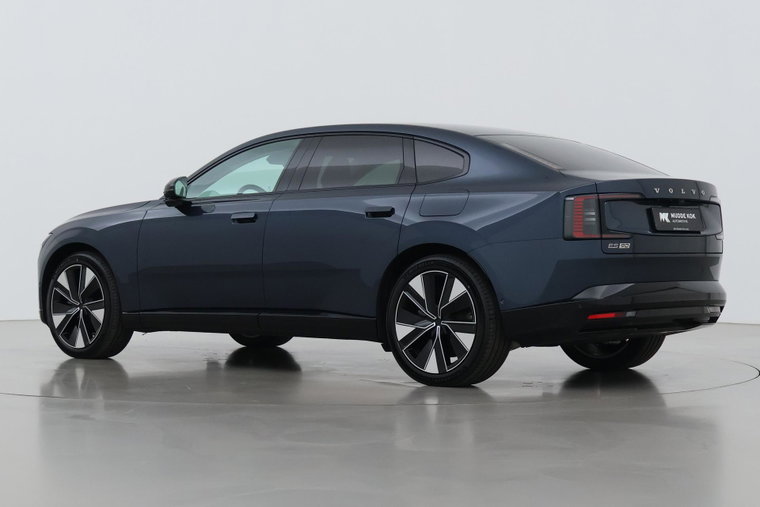 Vehicle Image 53