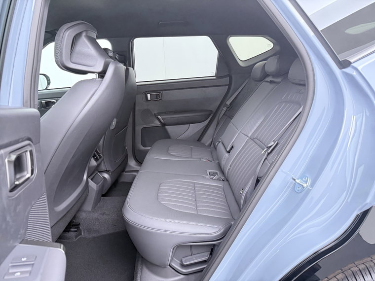 Vehicle Image 33