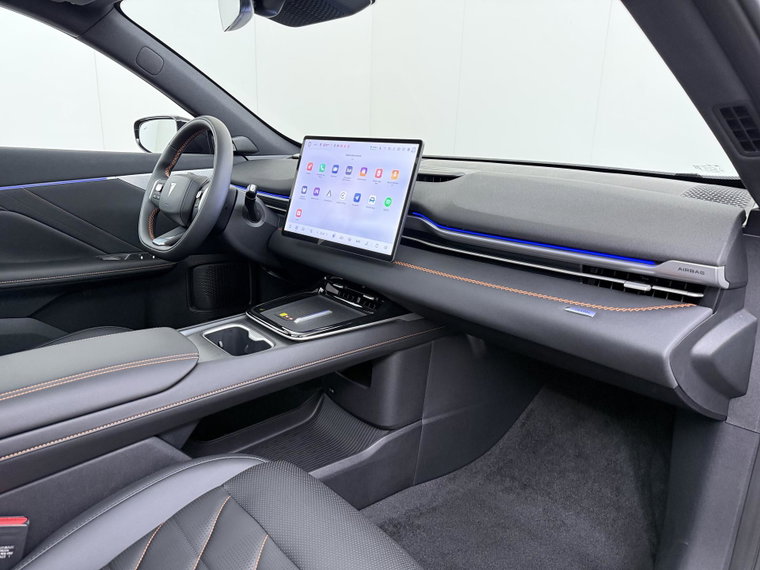 Vehicle Image 36
