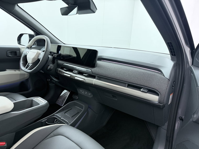 Vehicle Image 39