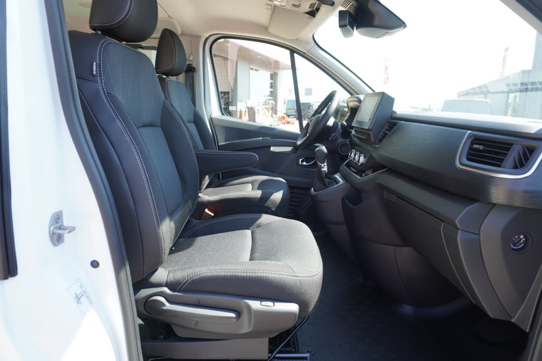 Vehicle Image 30