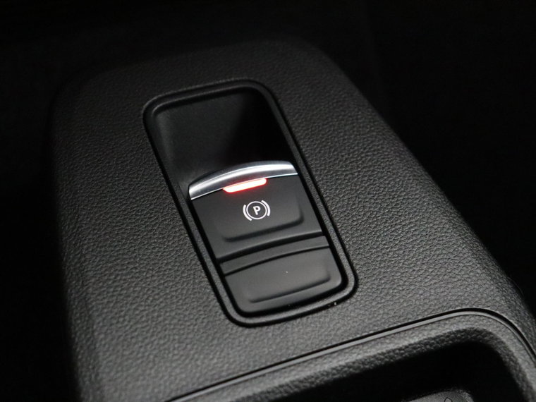 Vehicle Image 27