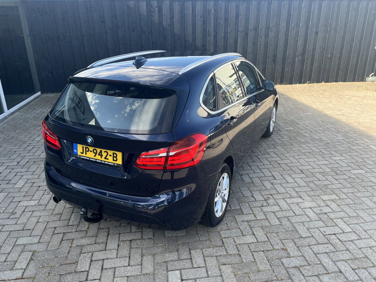 Vehicle Image 28
