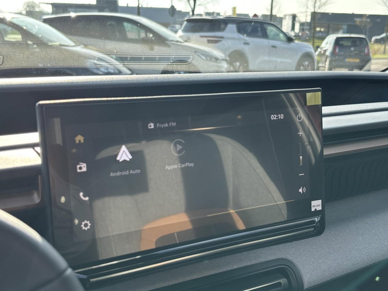 Vehicle Image 22