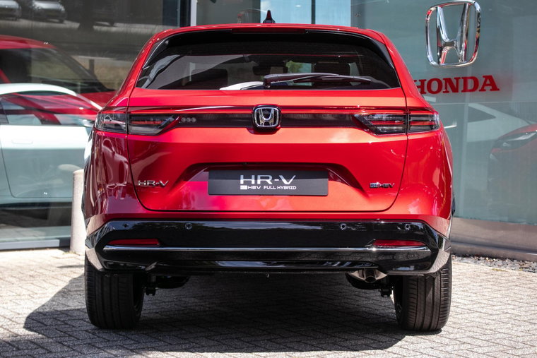 Vehicle Image 13
