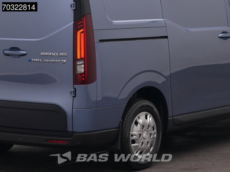 Vehicle Image 40