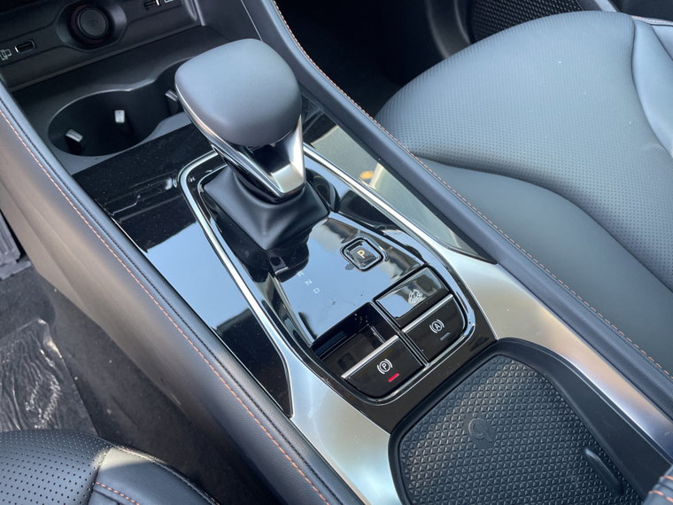 Vehicle Image 23