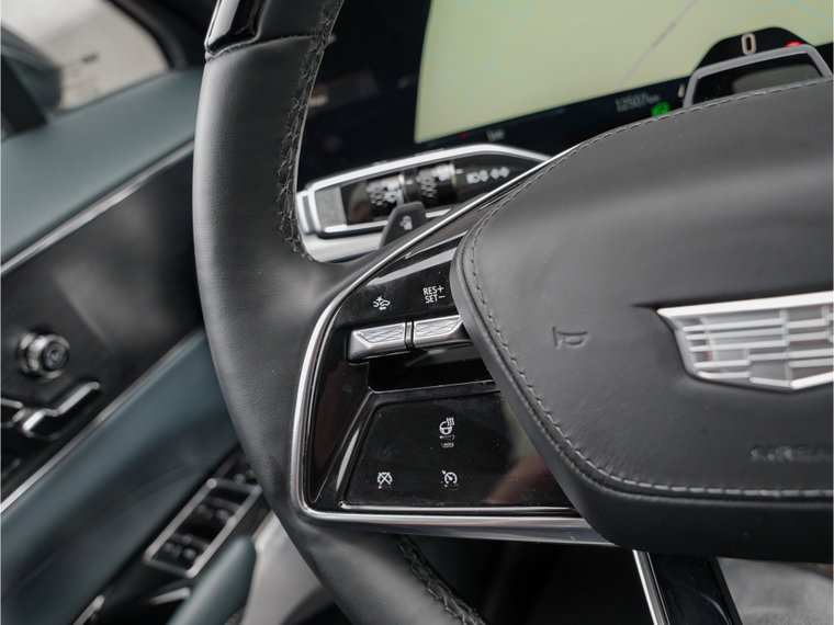 Vehicle Image 32