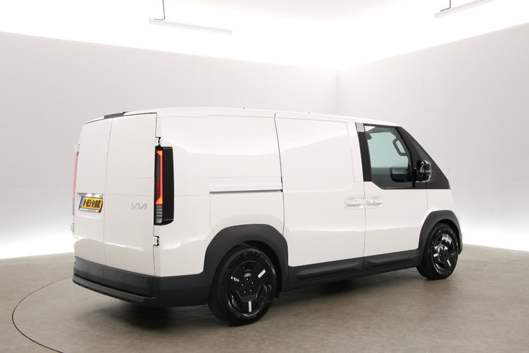 Vehicle Image 28