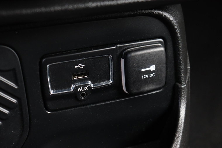 Vehicle Image 23
