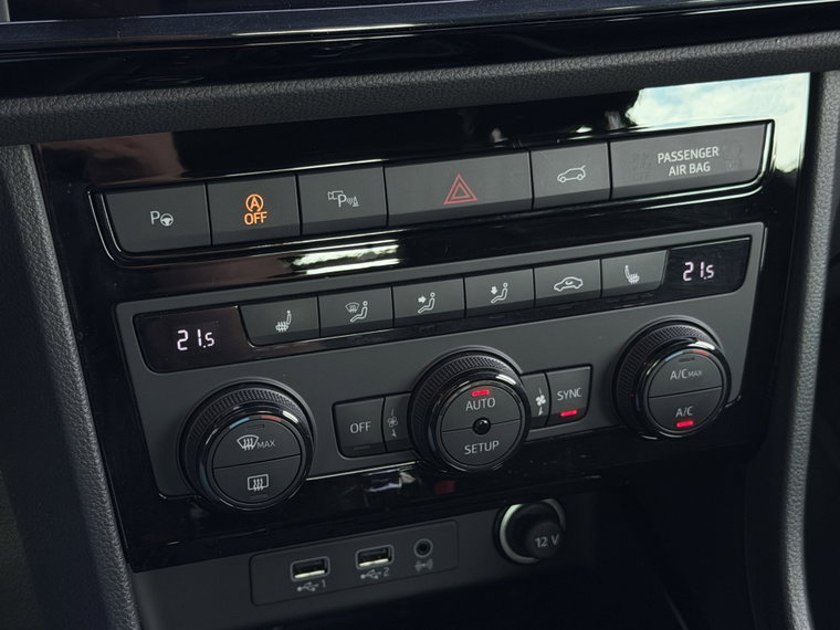 Vehicle Image 45
