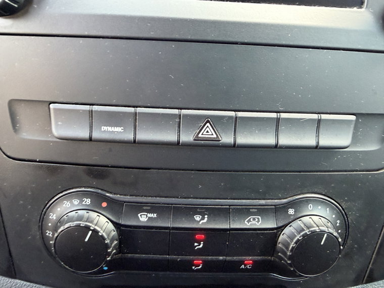 Vehicle Image 39