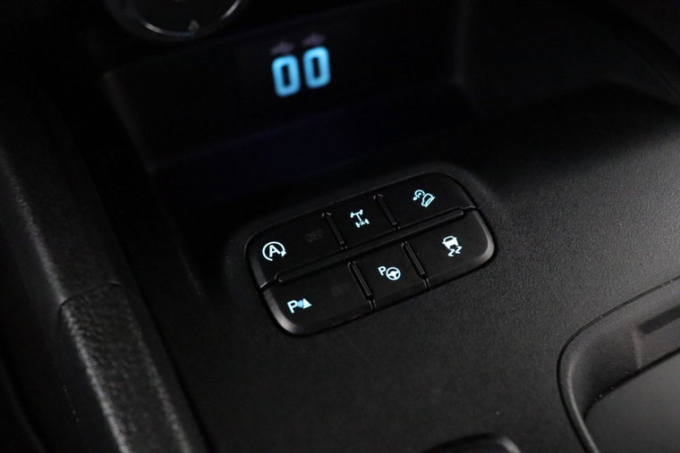 Vehicle Image 26