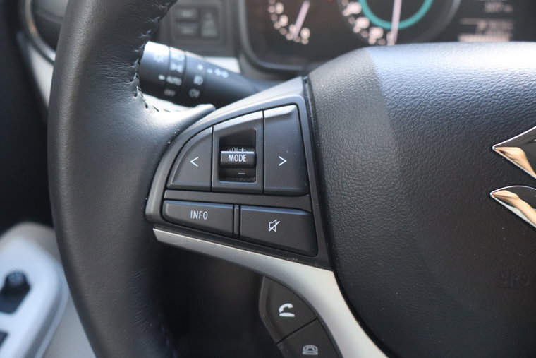 Vehicle Image 21