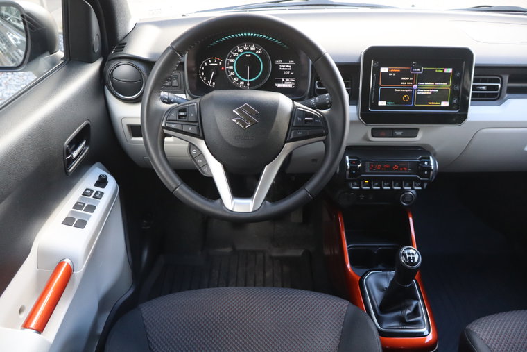 Vehicle Image 5