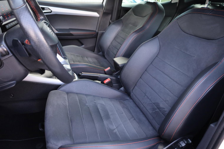 Vehicle Image 37