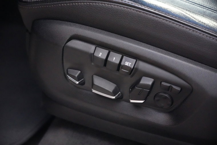 Vehicle Image 28