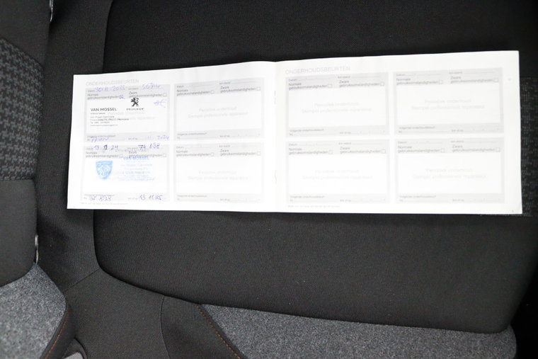 Vehicle Image 17