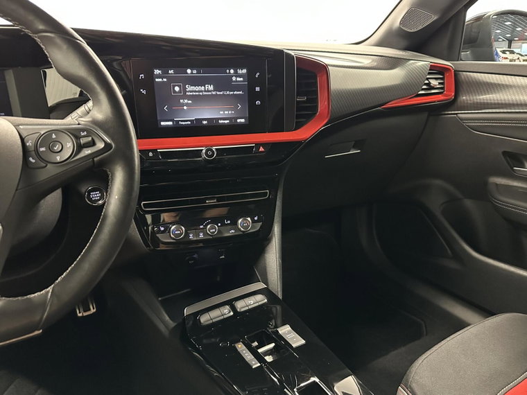 Vehicle Image 26