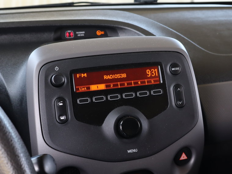 Vehicle Image 19
